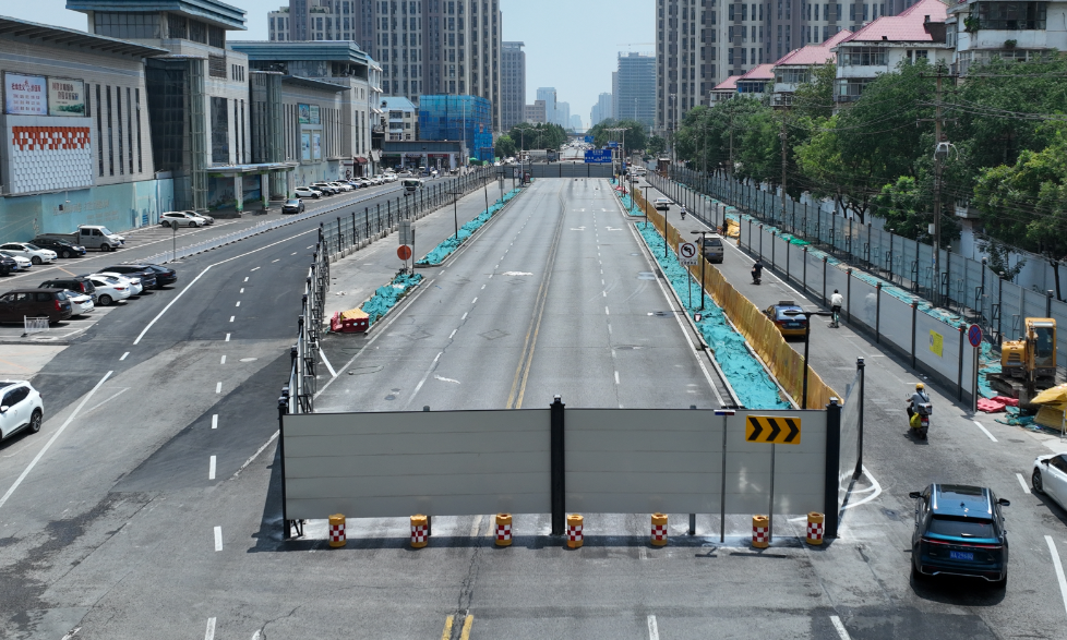 石家莊地鐵4號(hào)線建華南大街站圍擋順利封圍